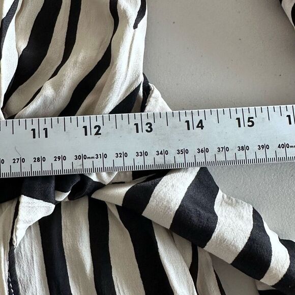 Zara‎ Zebra Print Wrap Around Romper Mini Dress Womens M Black Cream Boho - Picture 12 of 14